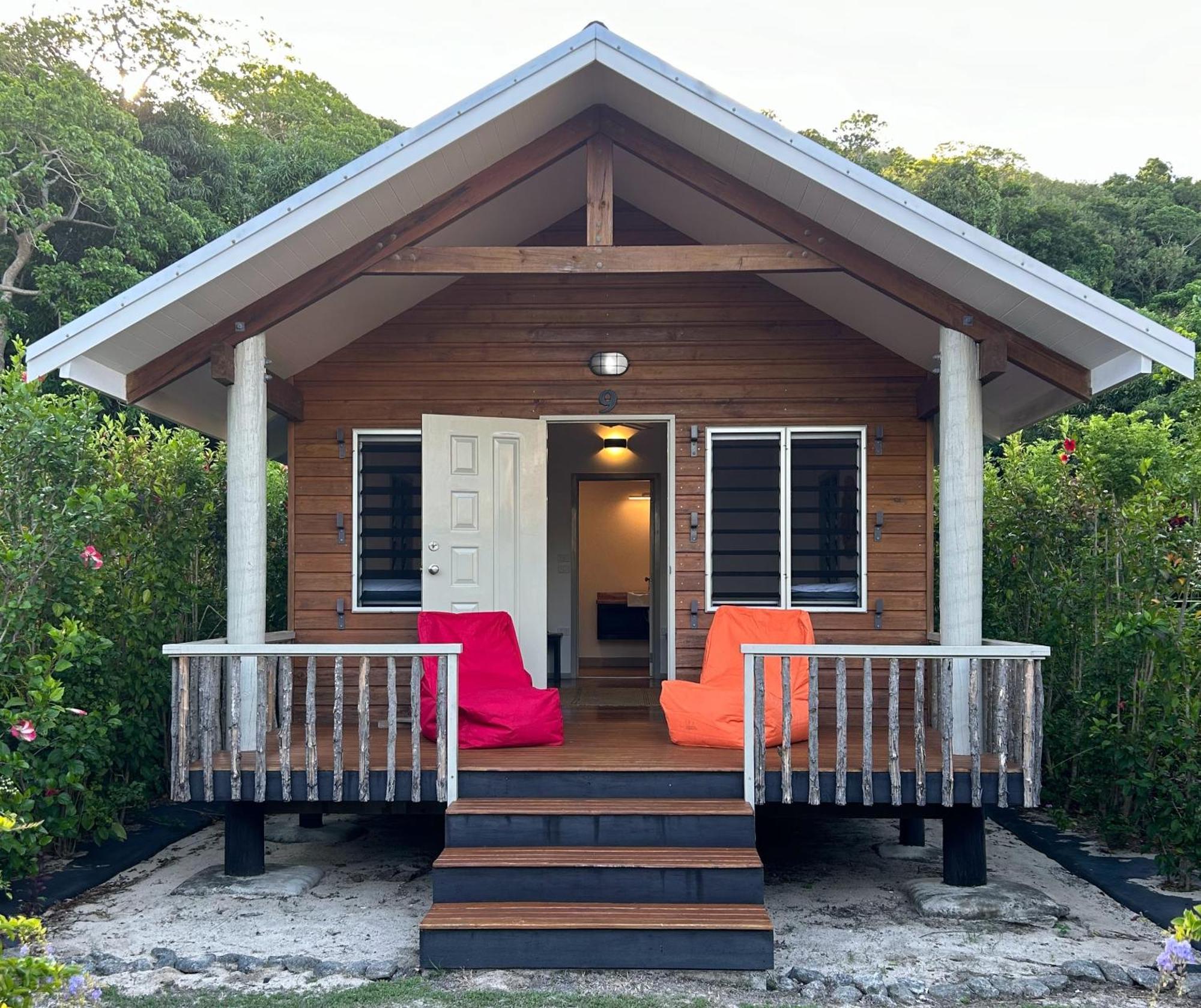 Mai Sunset Island Resort Ngunu エクステリア 写真